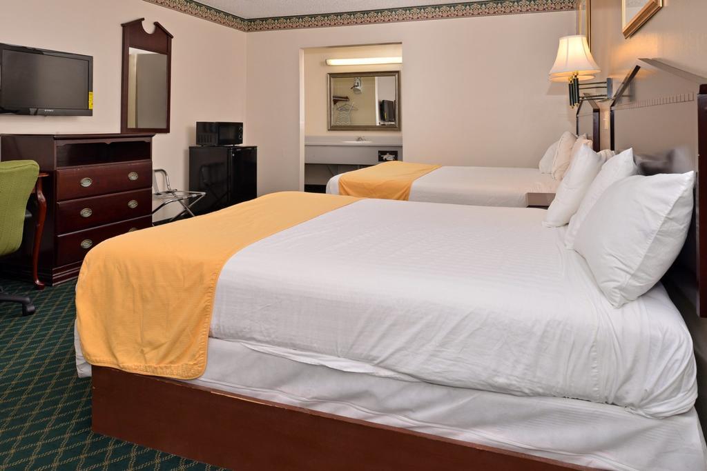 Five Star Inn Берлесон Номер фото